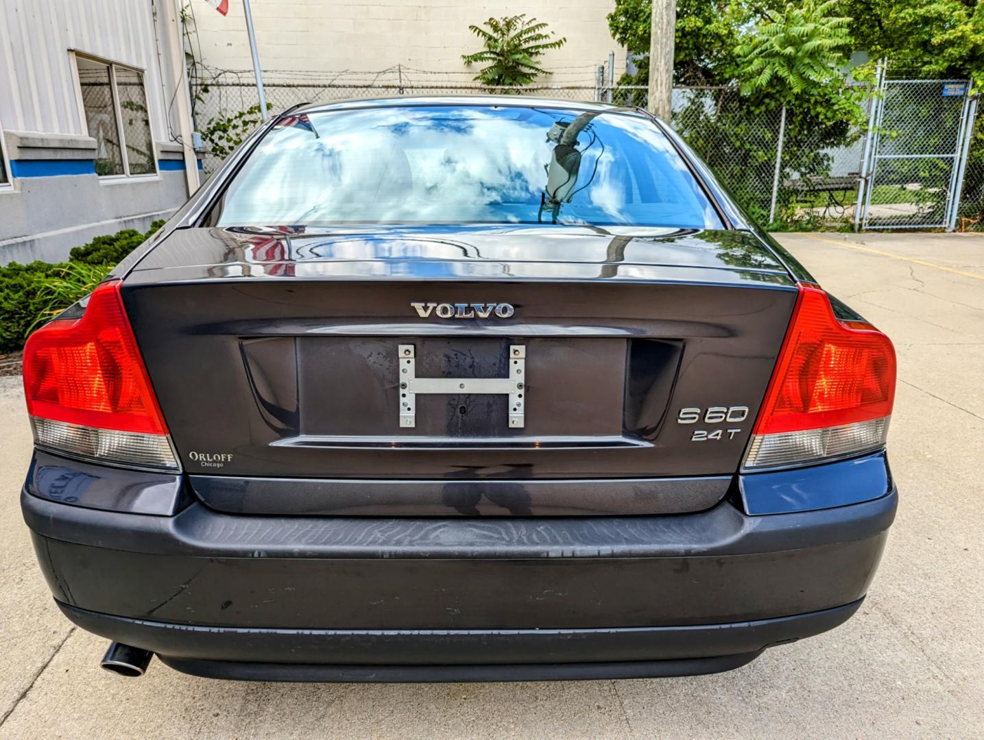 2002 Black Metallic /Black Leather Volvo S60 (YV1RS58D122) with an 2.4L I5 F 20V engine, Automatic transmission, located at 603 Amelia Street, Plymouth, MI, 48170, (734) 459-5520, 42.378841, -83.464546 - Vehicles shown by appointment - Please call ahead - 734-459-5520, text 734-658-4573 or contact us via our web site at: http://www.selectmotors.com for complete Inventory, Photos, Videos and FREE Carfax Reports. 2002 Volvo S60 2.4T, Black Sapphire Metallic with Black leather interior, 54K miles. S - Photo#12